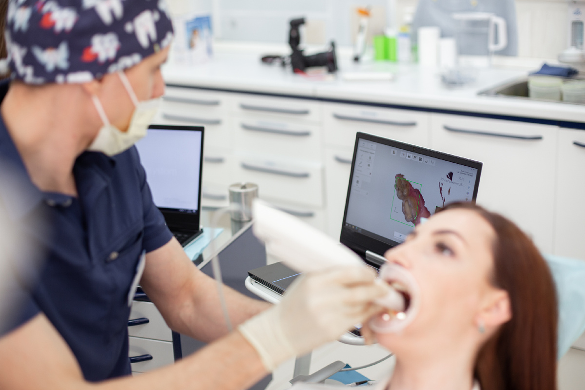 С помощью цифровой стоматологии можно создать точную 3D-модель коронки.