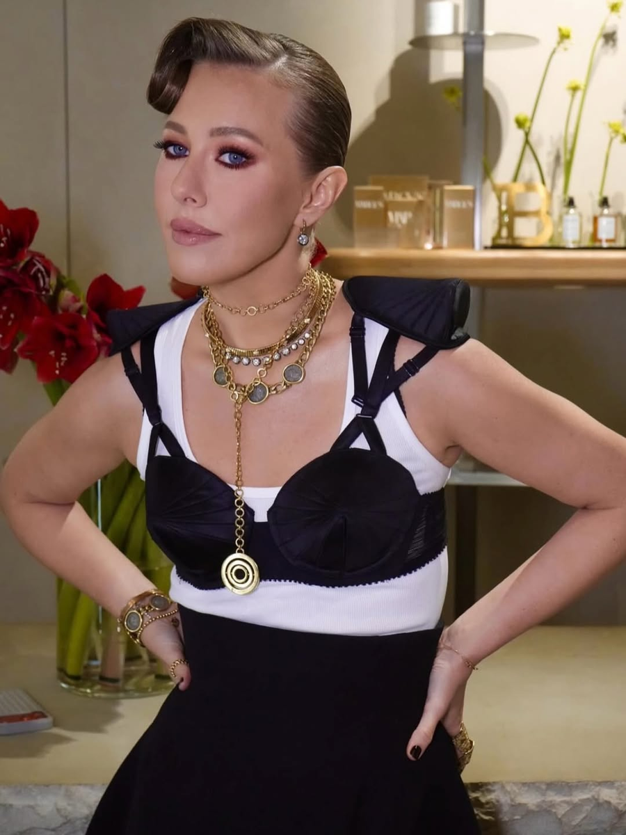 Ксения Собчак на благотворительном вечере. Фото из соцсети