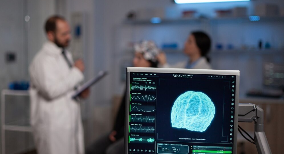 Греф: Сбер разрабатывает платформу для интеграции ИИ в фармразработку