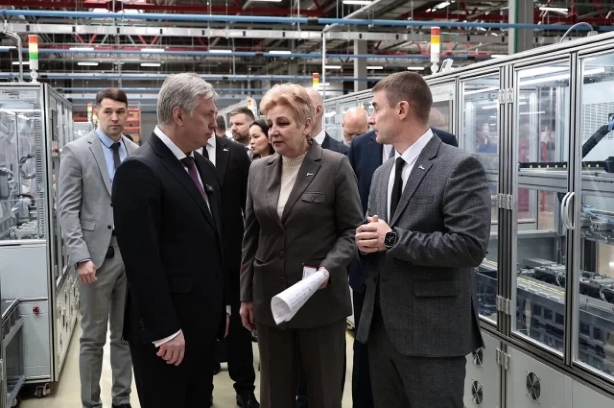    Губернатор осмотрел новую производственную линию завода «Контактор»