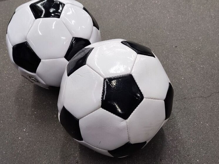     Он также не исключил, что Семак, возглавляющий клуб много лет, мог просто устать. Фото из архива "МК в Питере"