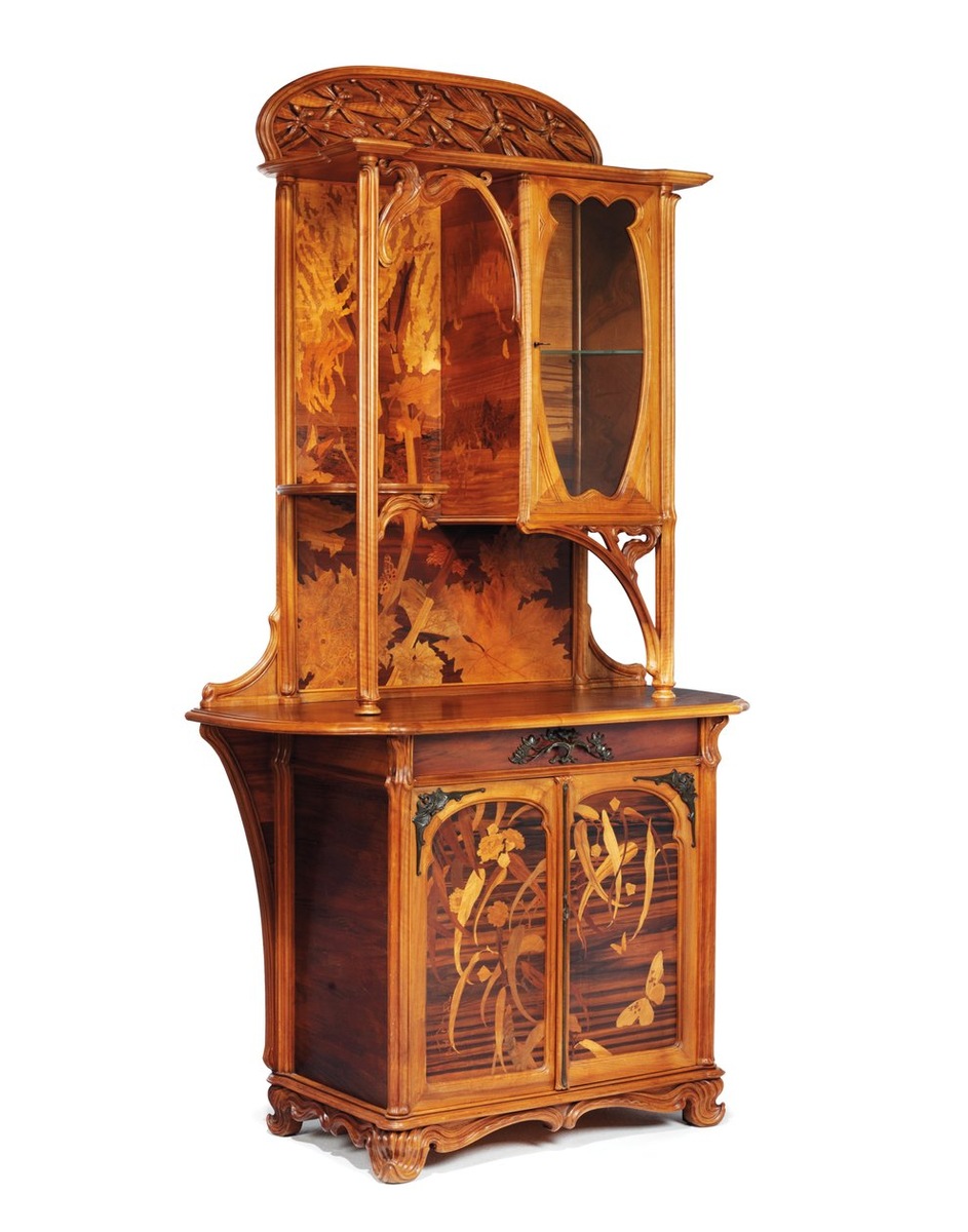 Витрина Эмиля Галле (ок. 1900 года)