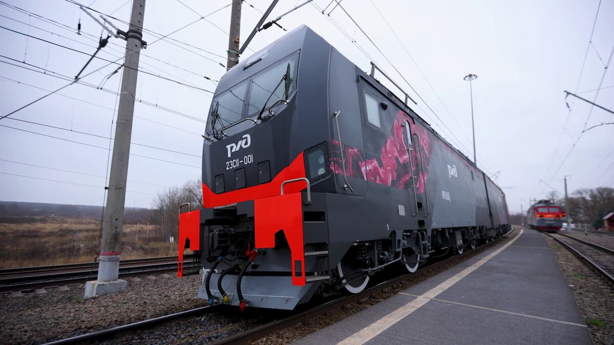   Электровоз переменного тока 2ЭС11 «Орлец»