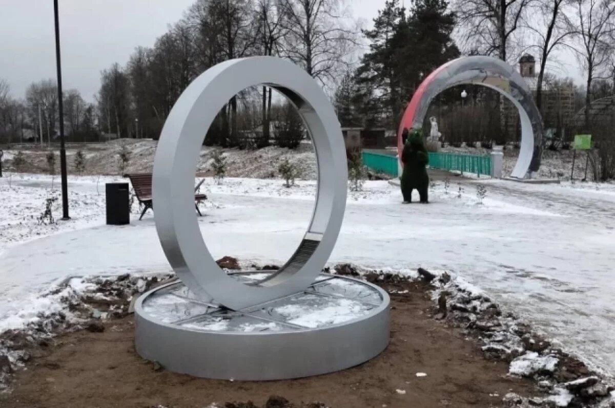    В Любиме благоустроили центральную площадь