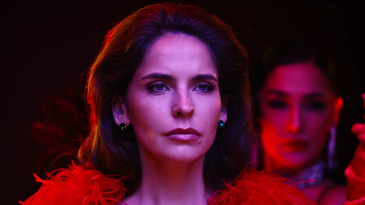 Жизнь по вызову. Фильм (2025) / KION