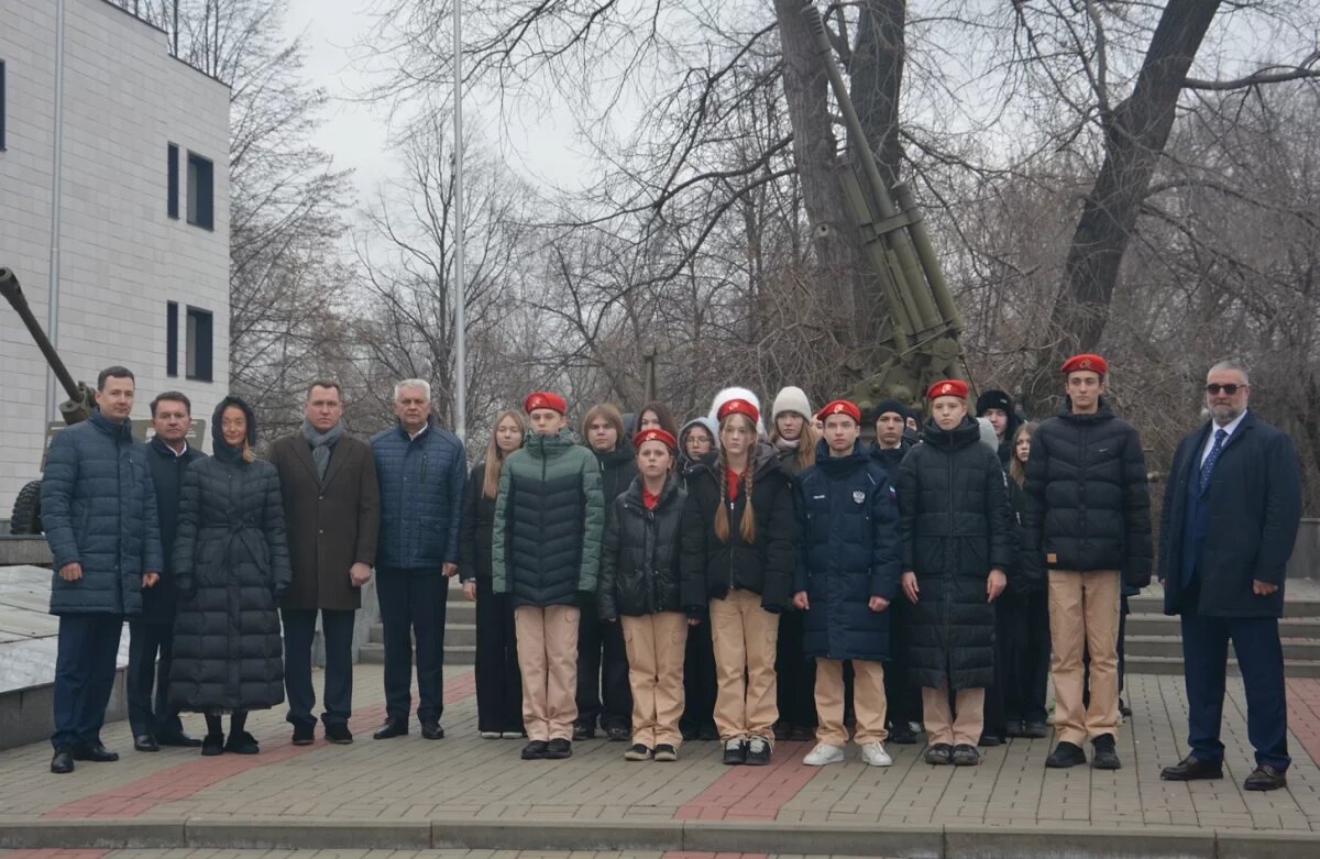    Депутаты Воронежской горДумы отметили День Героев Отечества