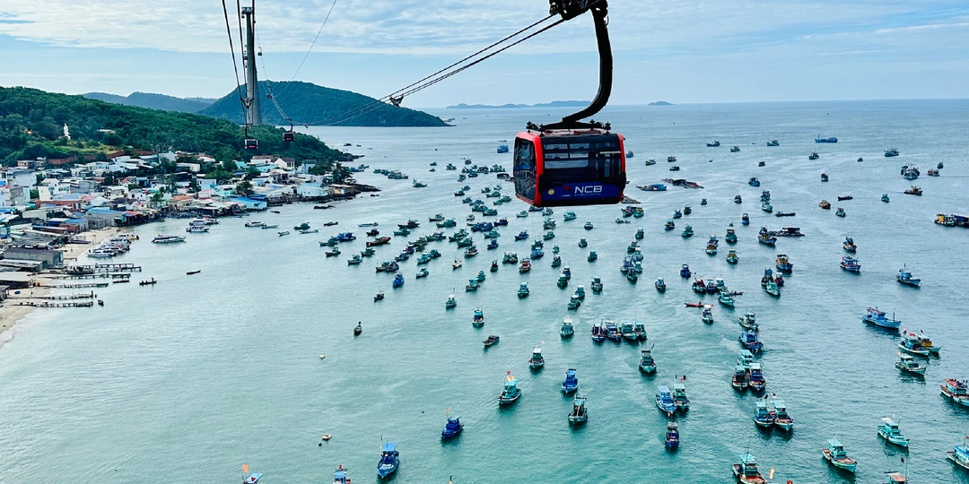 Канатная дорога на острове Фукуоке не может не впечатлить: парк Sun World Hon Thom, купон на напиток, аквапарк