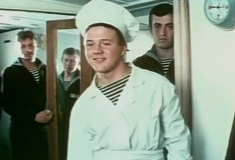 Кадр из фильма. Геннадий Фролов в роли кока Наливайко