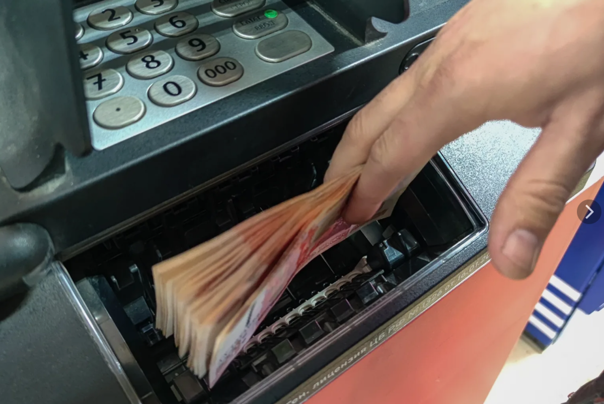 Массовый спрос на наличные: временный шок для банков