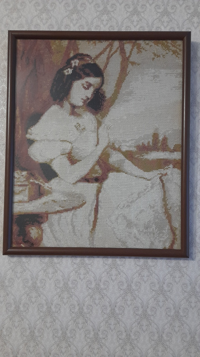Картина неизвестного лично мне художника "Вышивальщица"