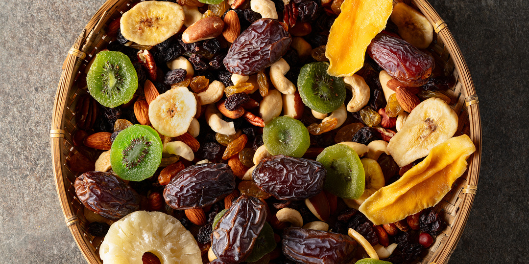 Нужно ли мыть сухофрукты перед едой: инструкция по обезвреживанию