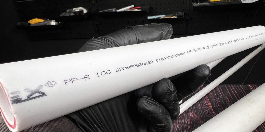 Зачем русские хендимены в США перед началом сантехнических работ стирают маркировку с труб, кстати способ новый