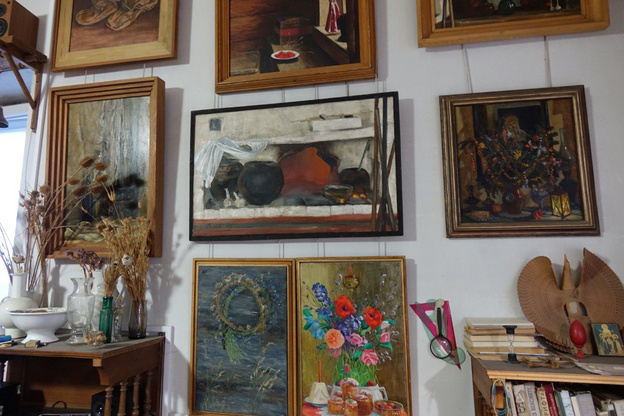    Кировские депутаты посетили мастерскую известных художников и обсудили судьбу их коллекции