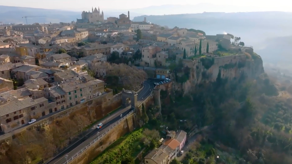 ФОТО: Кадр из программы "Невероятно интересные истории", РЕН ТВ