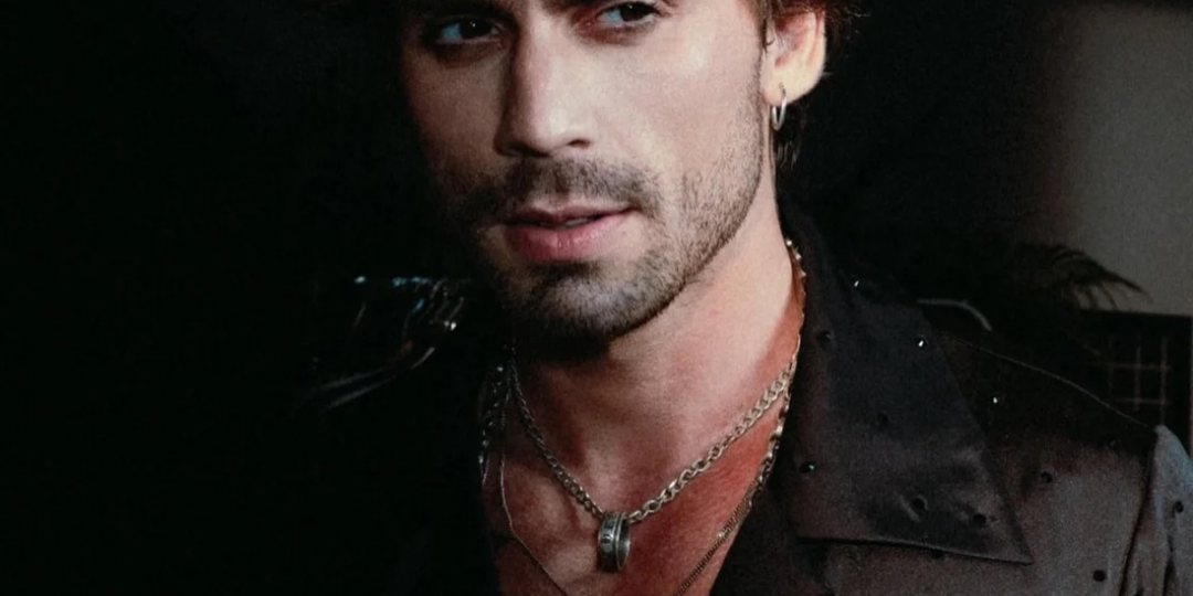 Звезда «Зимородка» Таро Эмир Текин появится в новом турецком ТВ-сериале «Лилияр»