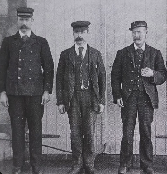 Фотография смотрителей