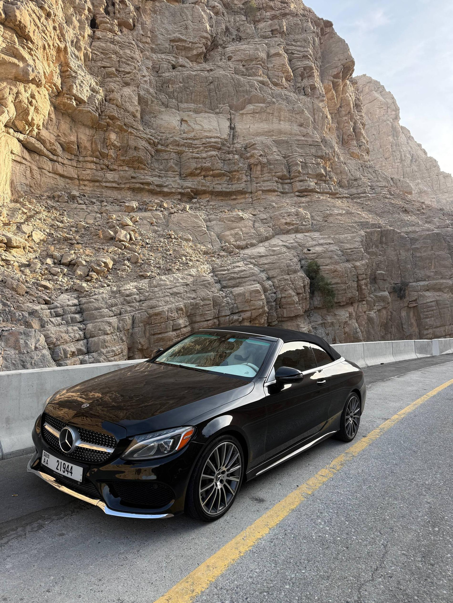    Кабриолет в новом цвете. Фото: Telegram @milohin228