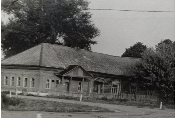 Сельский клуб, позже Дом Культуры. Фото из фонда сельской библиотеки