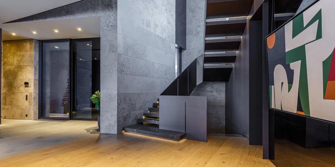 Элегантная лестница… вне бюджета