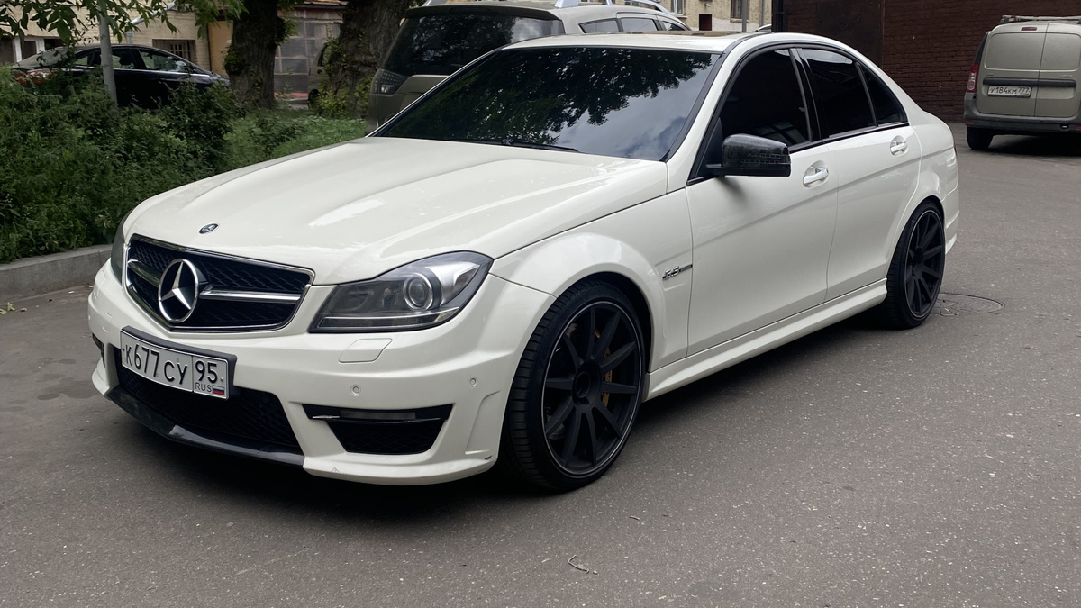 C 63 W204