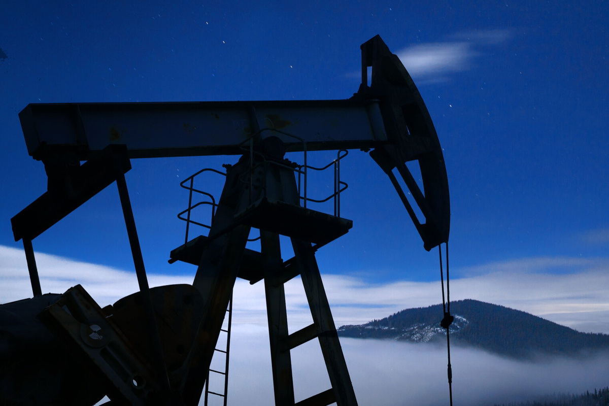     Динозавры ни при чем: откуда на Земле появилась нефть