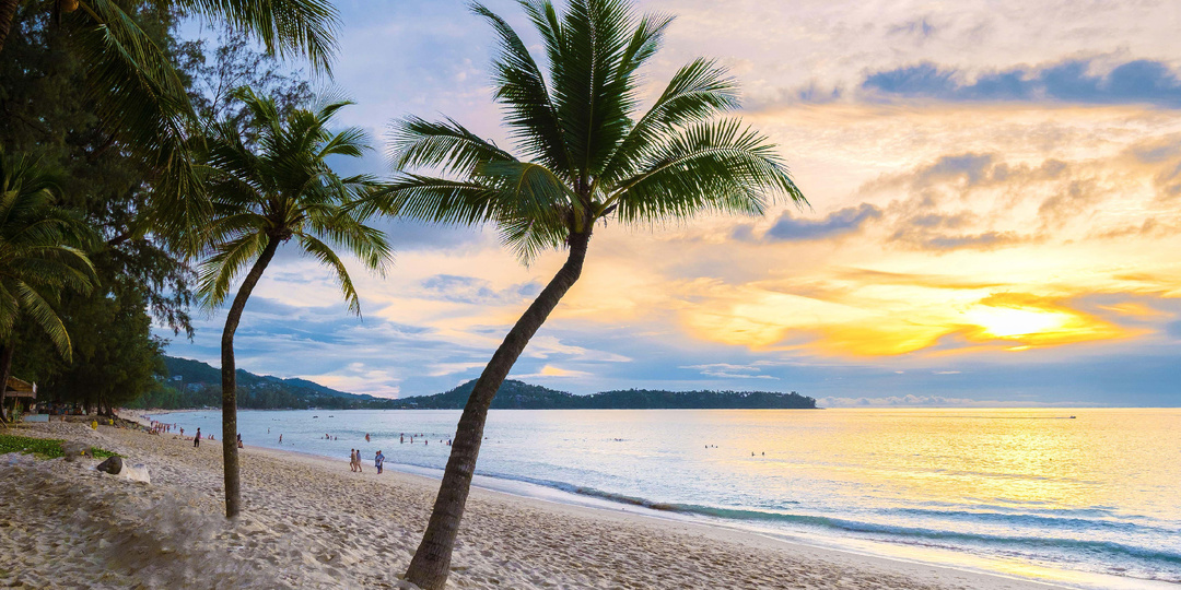 Лучшие пляжи Пхукета 2025: Как выбрать тихий рай без толпы и волн, чтобы отпуск запомнился только приятными сюрпризами