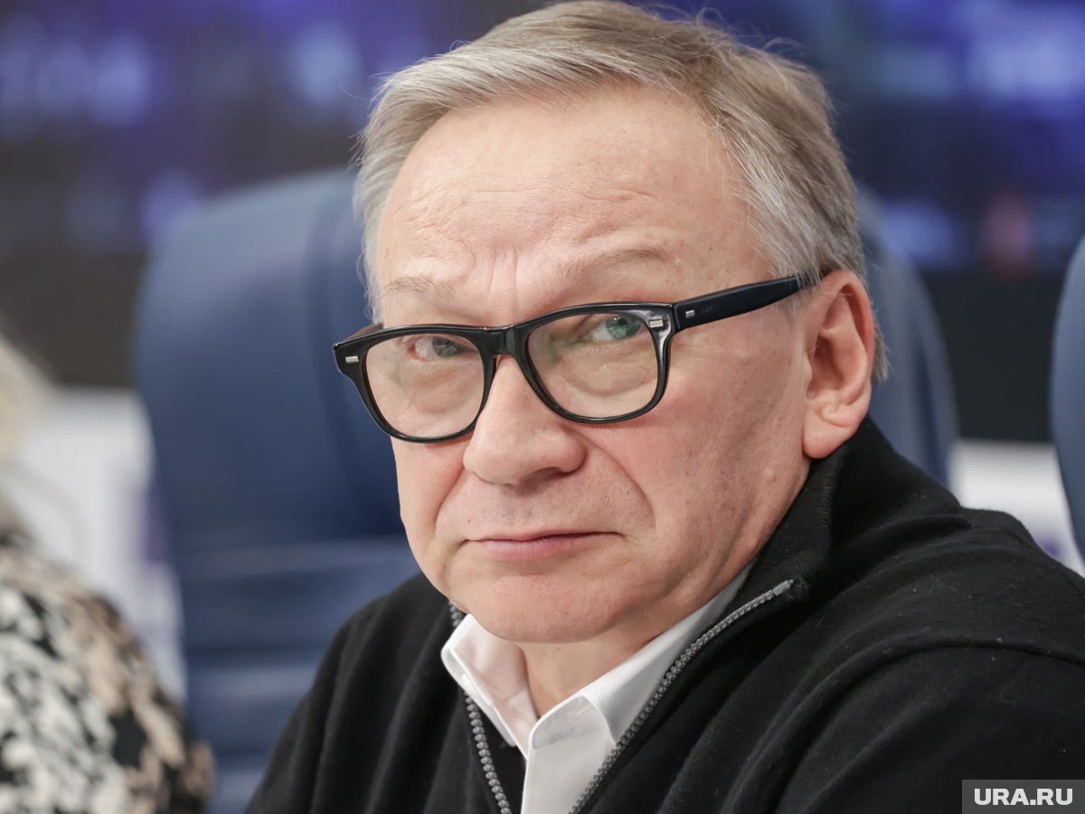     Угольникову выдали орден за вклад в культуру и память о войне