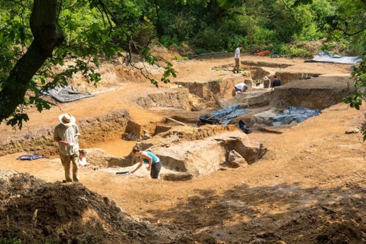 В Европе нашли древнейшие следы костра возрастом 400 тысяч лет