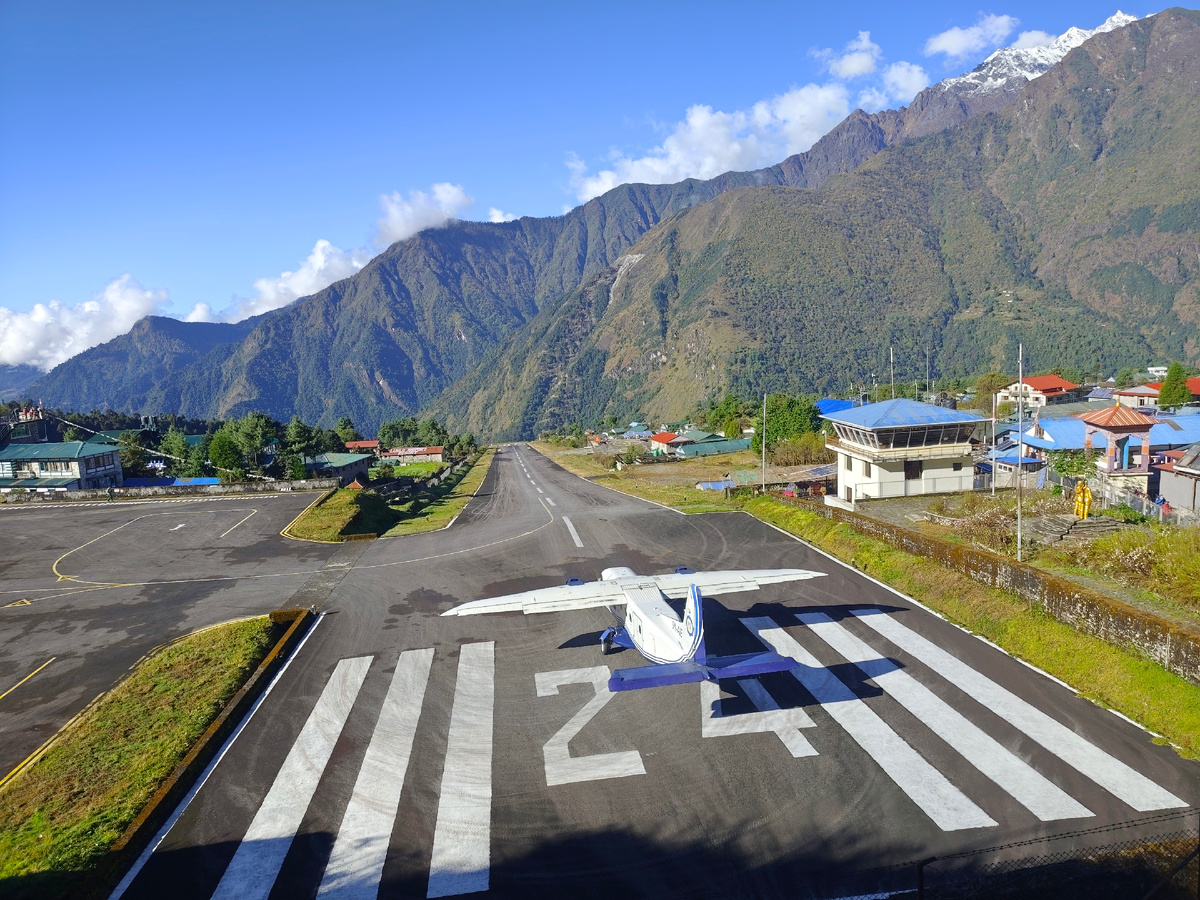 Аэропорт в Лукле