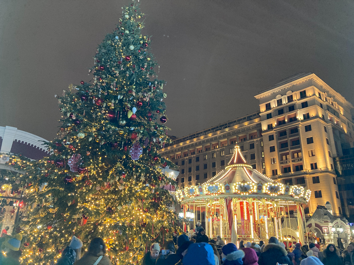 Ярмарка на Манежной площади