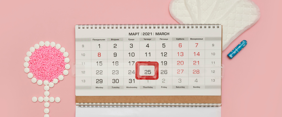 Регулярный гормональный всплеск просто не может не влиять на волосы