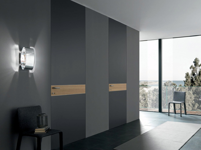     двери скрытого монтажа высокие