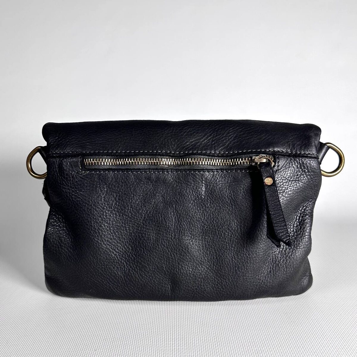 Мини сумка кросс боди pelle lavata 6881 черная