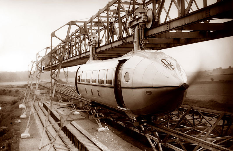 Прототип самолета Railplane в Милнгейве.