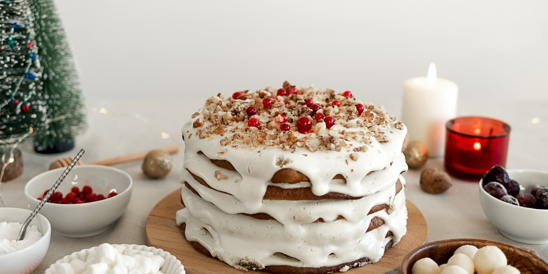 Новогодние торты и рулеты за вечер: рецепты, которые реально успеть после работы