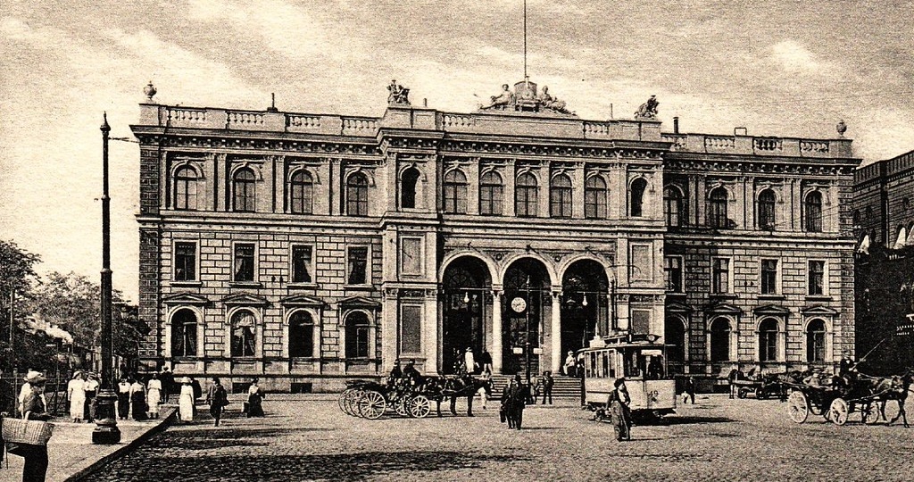 8 ж.д. вокзалов Калининграда, из которых только 2 осталось