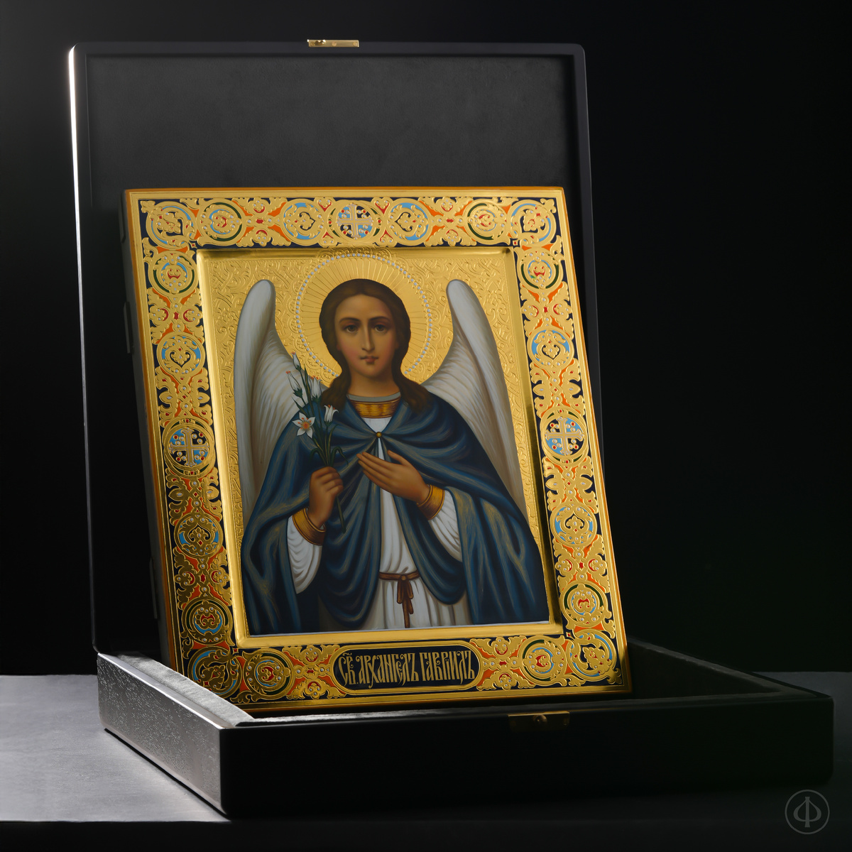 Икона ручной работы - Архангел Гавриил (поясная)