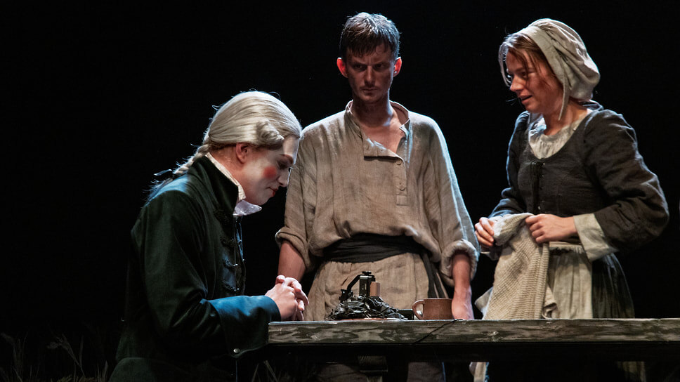 Сцена из спектакля «Вóмпир», режиссер Александр Чеботарев.📷Фото: Лена Белкина