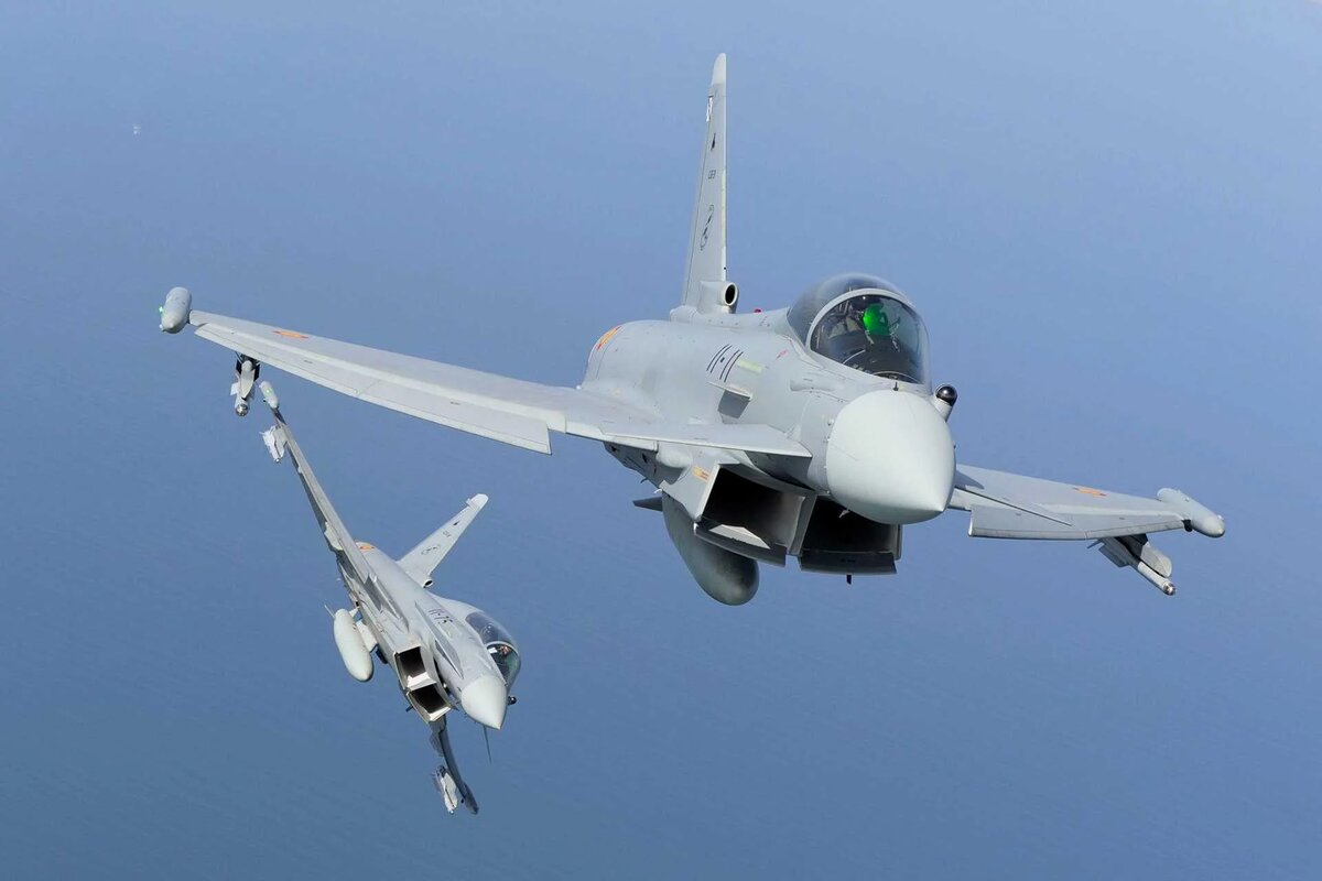 Неожиданное решение - Бангладеш покупает европейские истребители Eurofighter Typhoon вместо китайских истребителей J-10. Фото: Eurofighter GmbH