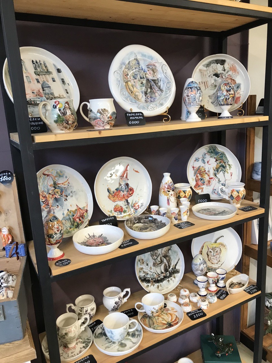 Магазин фарфора в Нижнем Новгороде. Фото автора.