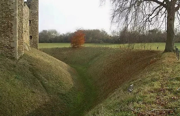 Большой ров - огромное строительство