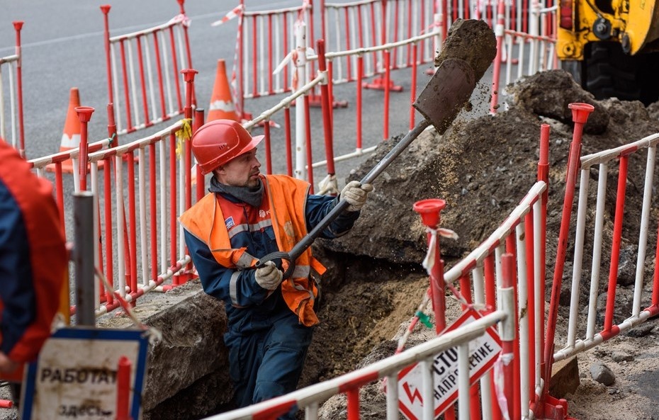    Существование виртуальной реальности зависит от вполне осязаемых процессов и объектов Автор фото: Сергей Ермохин/"ДП"