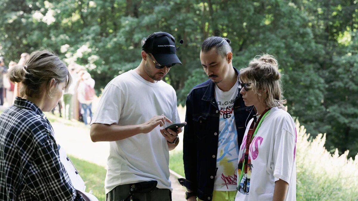 Создатели сериала «Москва слезам не верит. Все только начинается»