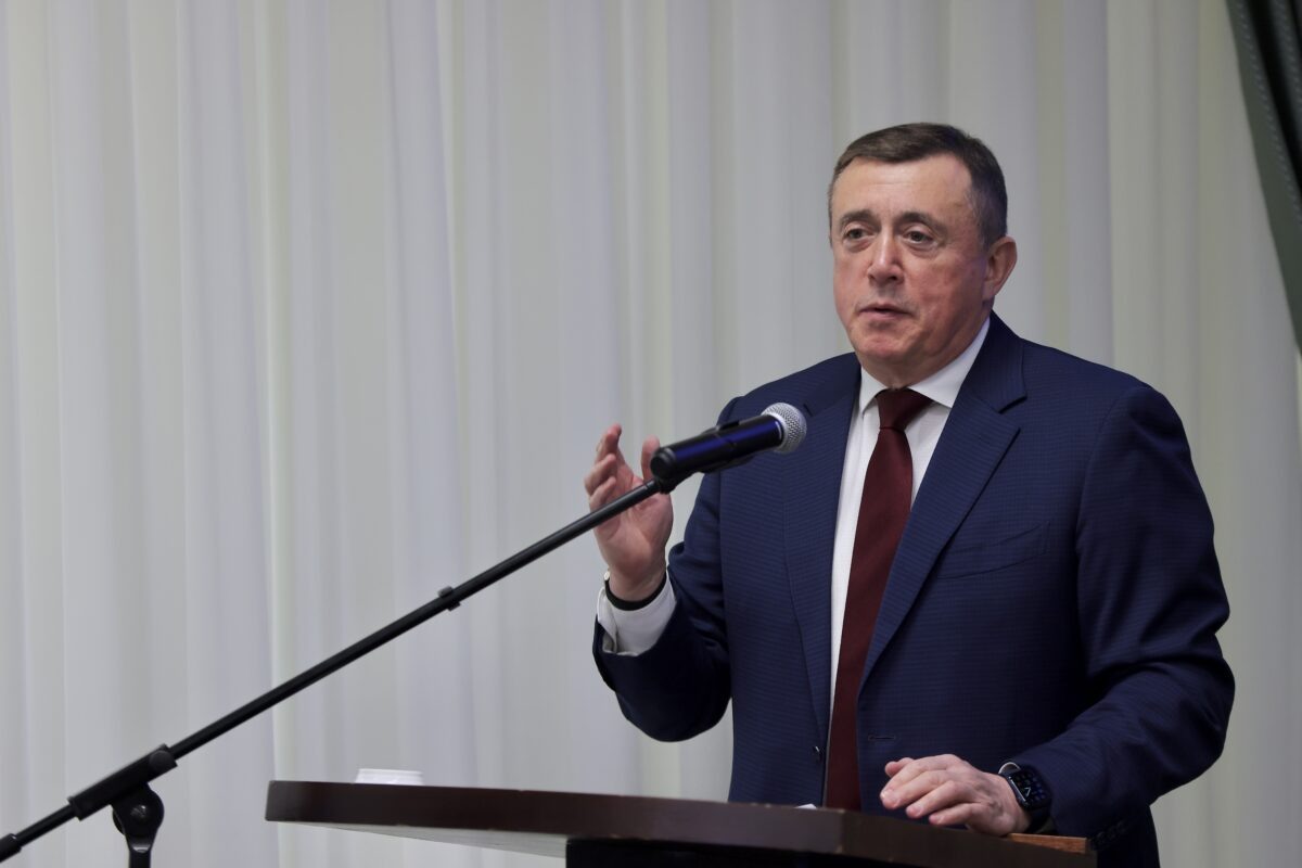    Губернатор Лимаренко Наталья Краснова