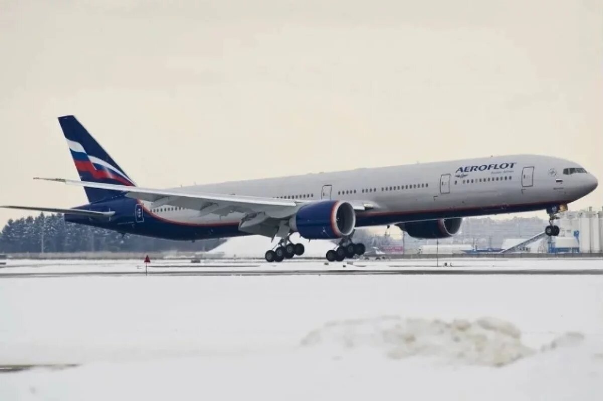    230 пассажиров из Хабаровска ждут рейс в Москву более суток