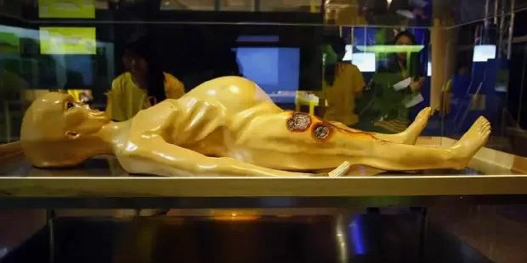 В курсе ли Трамп про инопланетян?