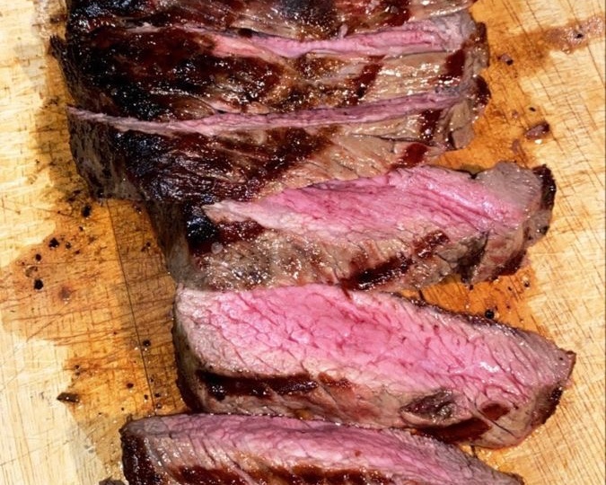 Как правильно пожарить стейк чтобы он был сочным и нежным