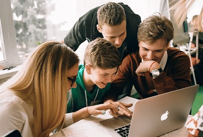 Отличный старт для карьеры подростка