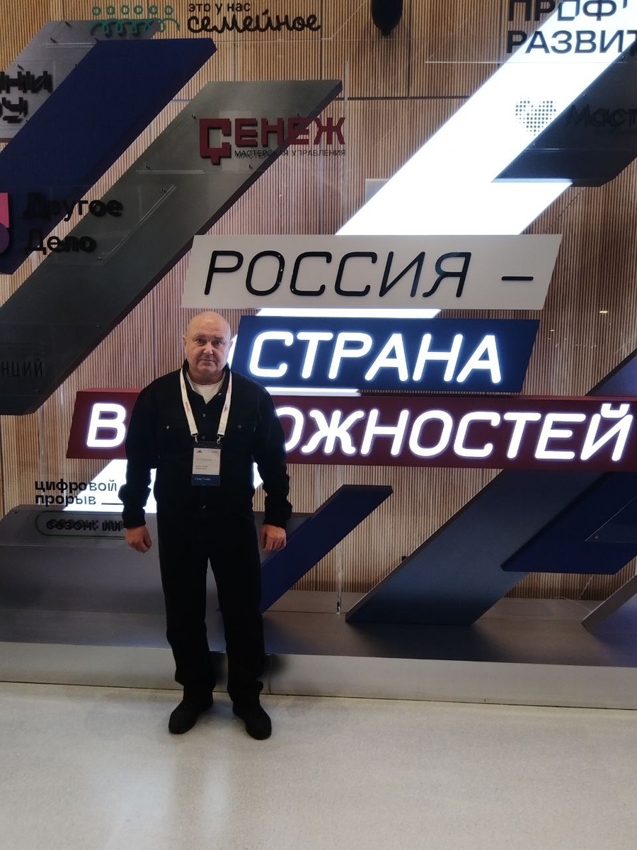 Александо Чернобук, тренер футбольной команды "Штурм" Федоровского района Саратовской области