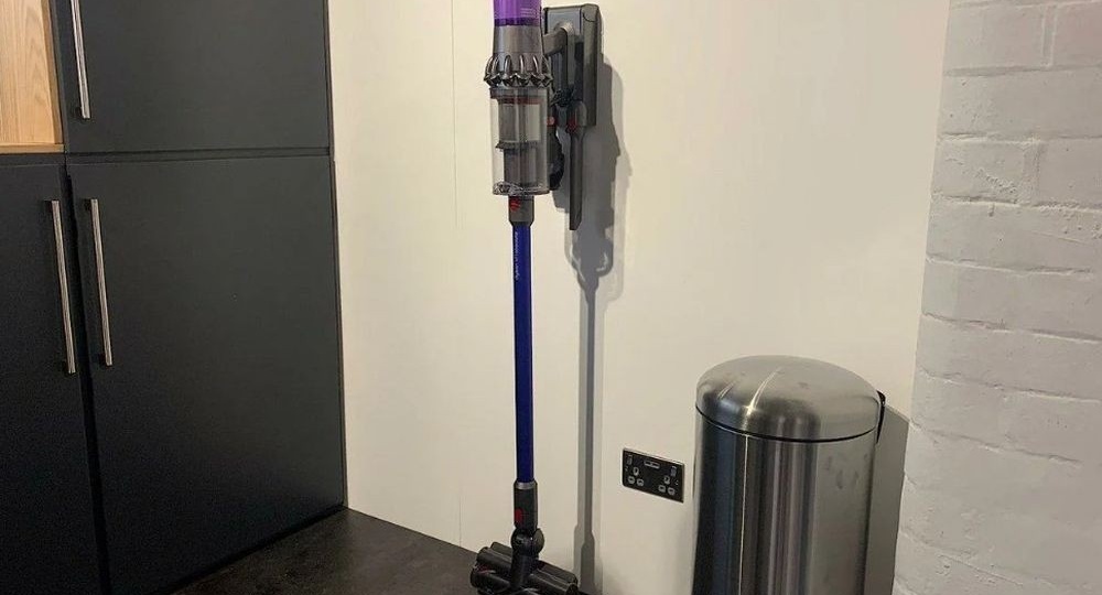 Беспроводной пылесос сломался: что можно починить самому, а что — нет